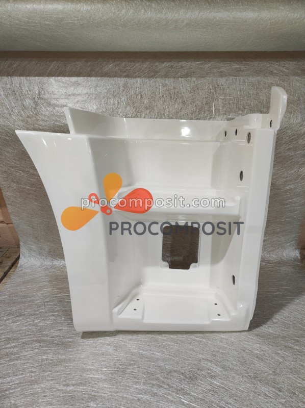 Щиток подножки правый 5490-8405110-10